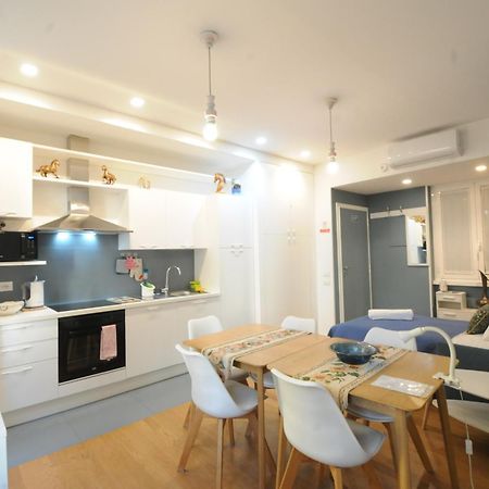 Apartmán Viaggio Da Bea Al Gianicolo Řím Exteriér fotografie